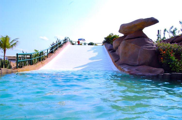 Piazza( Com Acesso Slide Acqua Park Splash) Caldas Novas Exterior foto