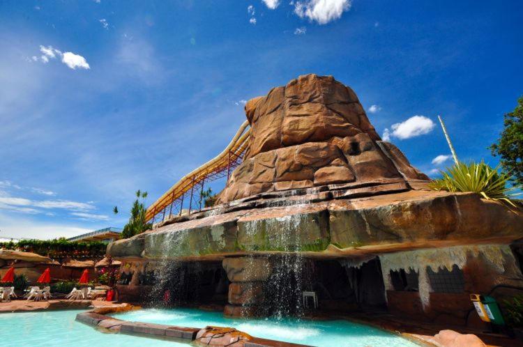 Piazza( Com Acesso Slide Acqua Park Splash) Caldas Novas Exterior foto